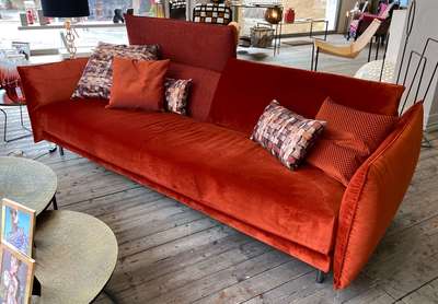 Divano Tessuto Con Alzatesta