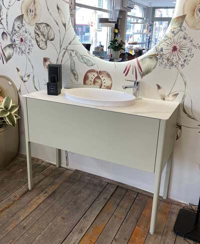 Mobile Bagno Grigio Con Specchio